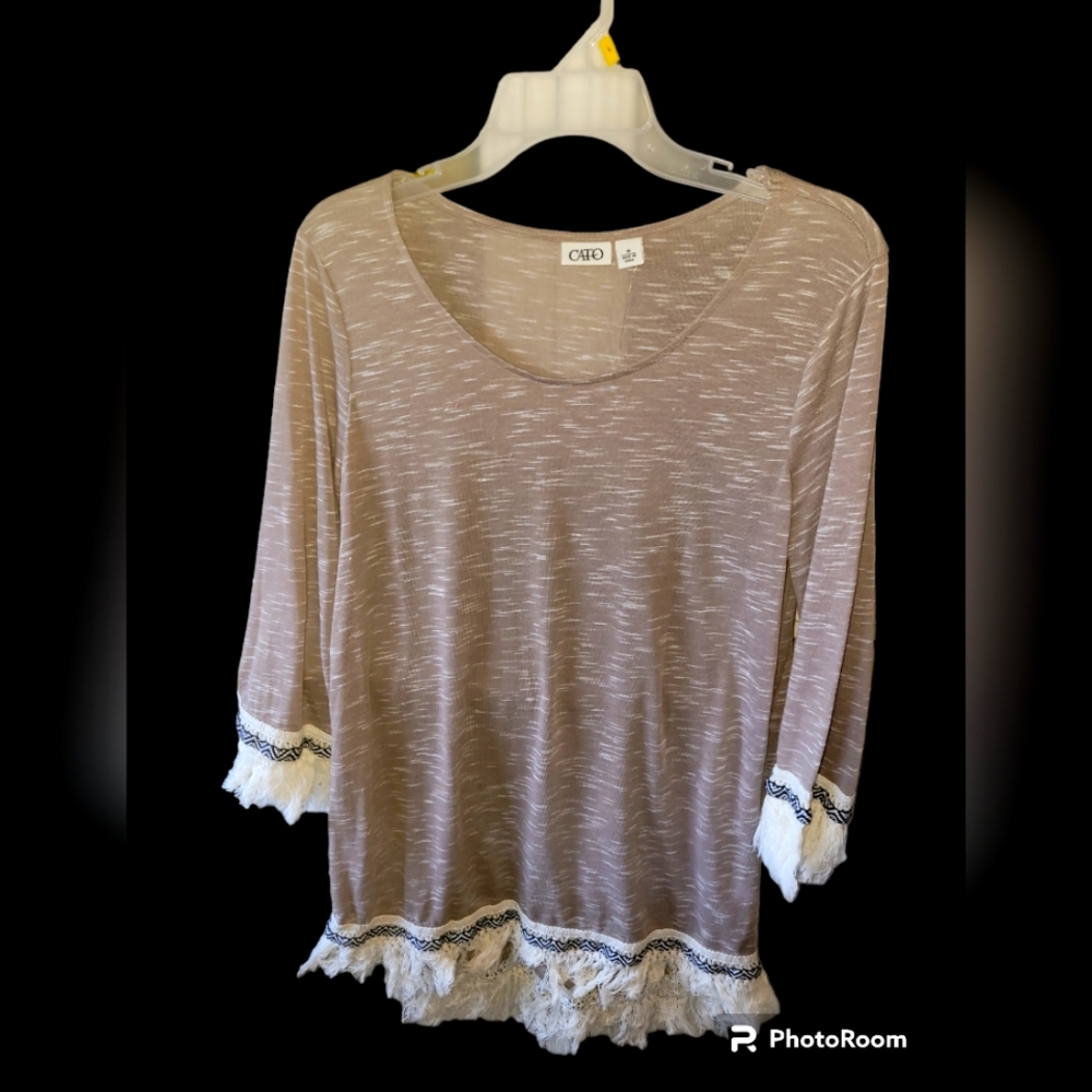 Womens Medium Top